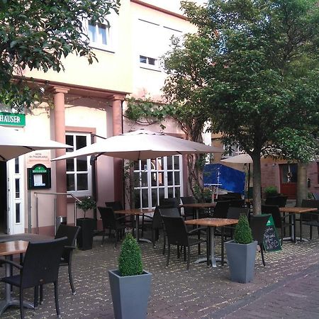 Hotel Loewensteiner Hof Haus Am Neuplatz 베르트하임 외부 사진