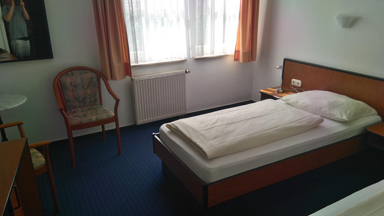 Hotel Loewensteiner Hof Haus Am Neuplatz 베르트하임 외부 사진