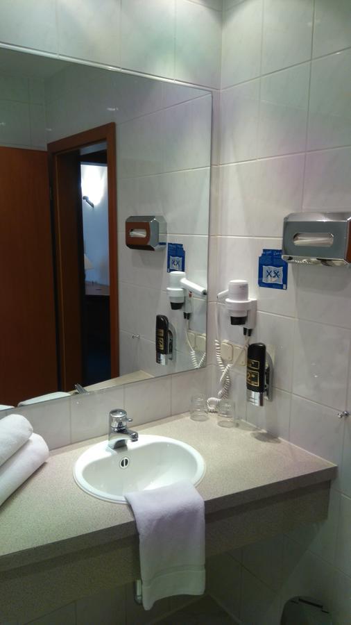 Hotel Loewensteiner Hof Haus Am Neuplatz 베르트하임 외부 사진